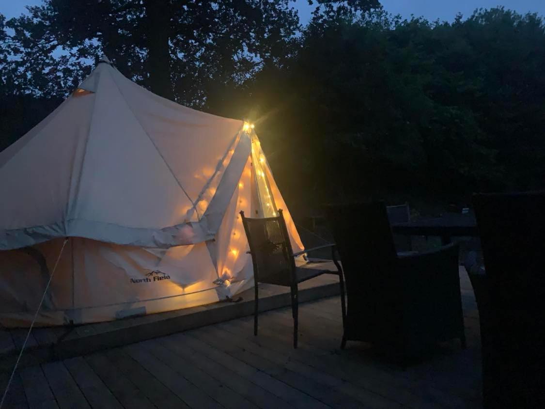 Hotel Glamping Mi Casa Tu Casadk à Vissenbjerg Extérieur photo